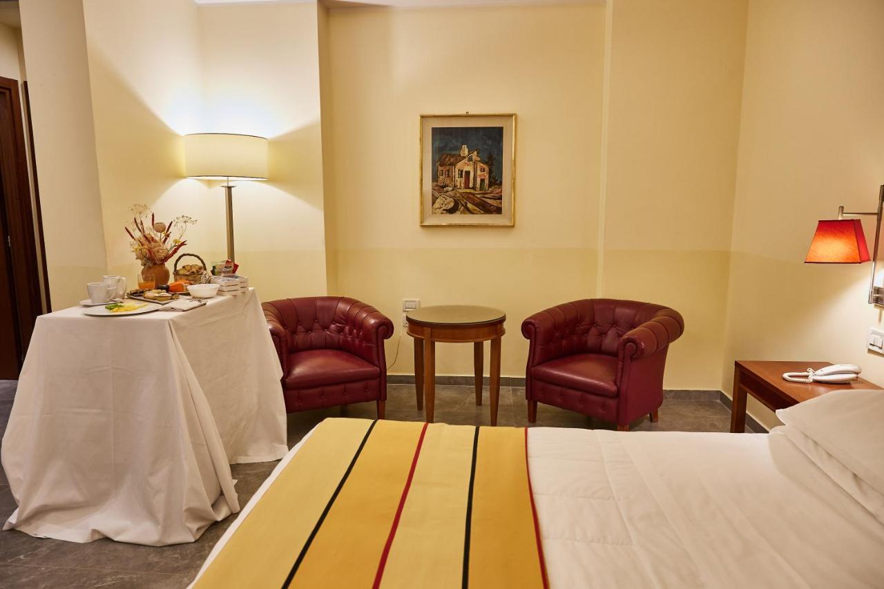 Appia Antica Hotel كوراتو المظهر الخارجي الصورة